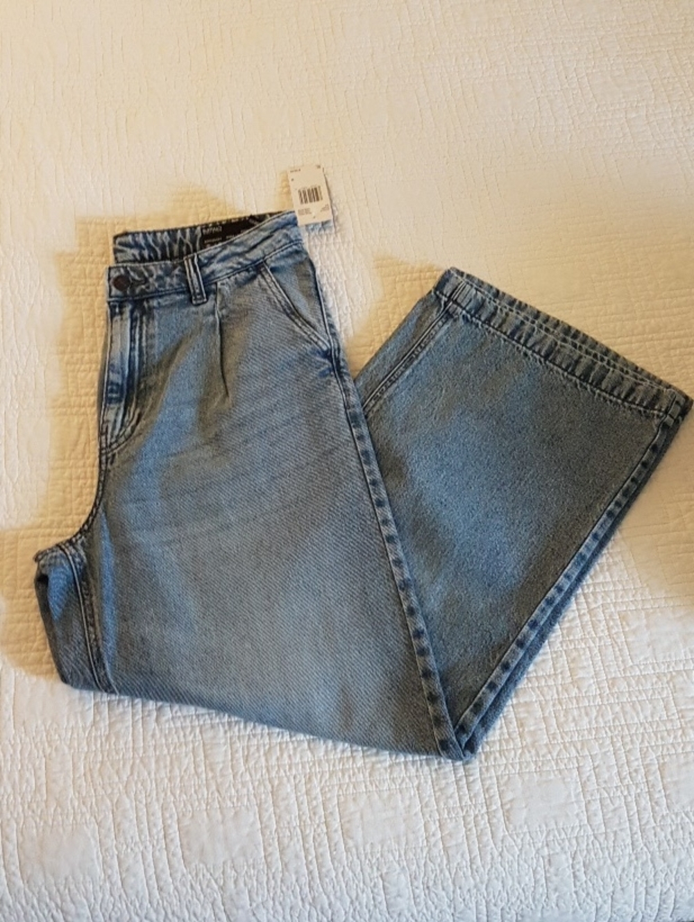 Buffalo David Bitton Cropped Jeans in Light Blue
